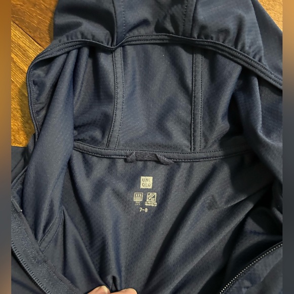 Lot of 3 Sweatshirts Sz 8, One NWTs - Picture 6 of 8